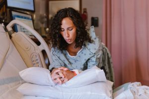 durante il parto è meglio sopportare il dolore epidurale